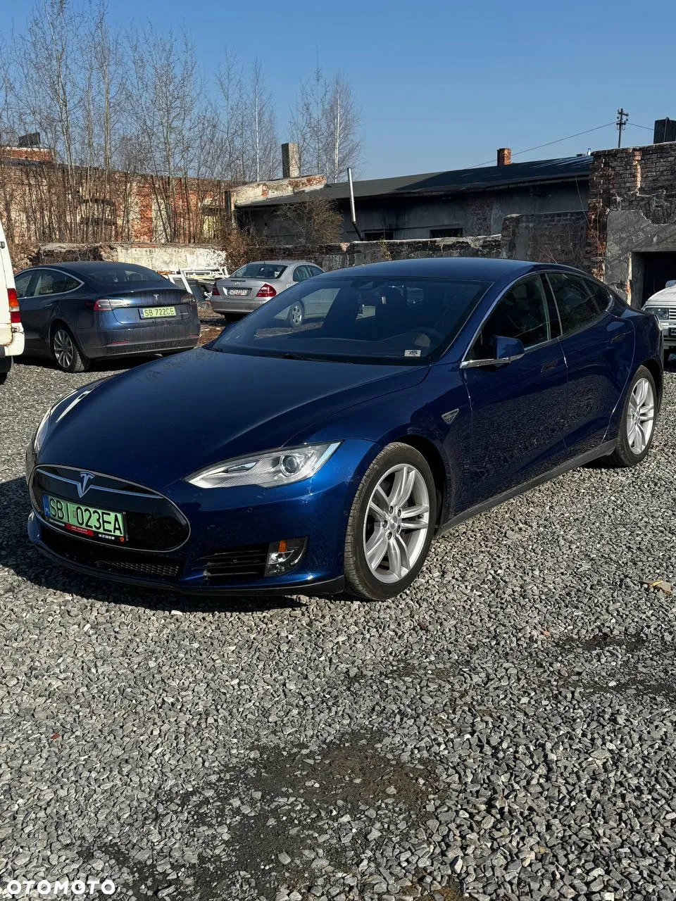 Tesla Model S Standard - 2