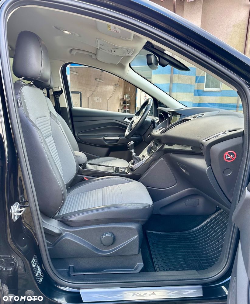 Ford Kuga 2.0 TDCi 4WD Titanium - 13