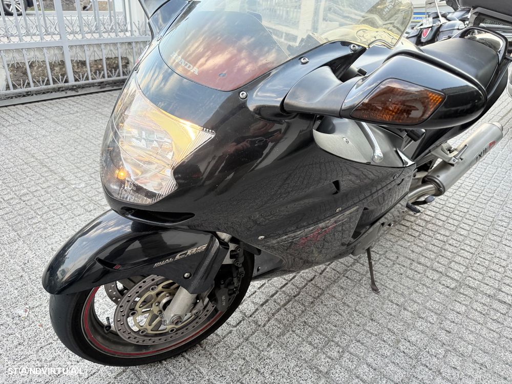 Honda CBR Cbr 1100 XX - 12