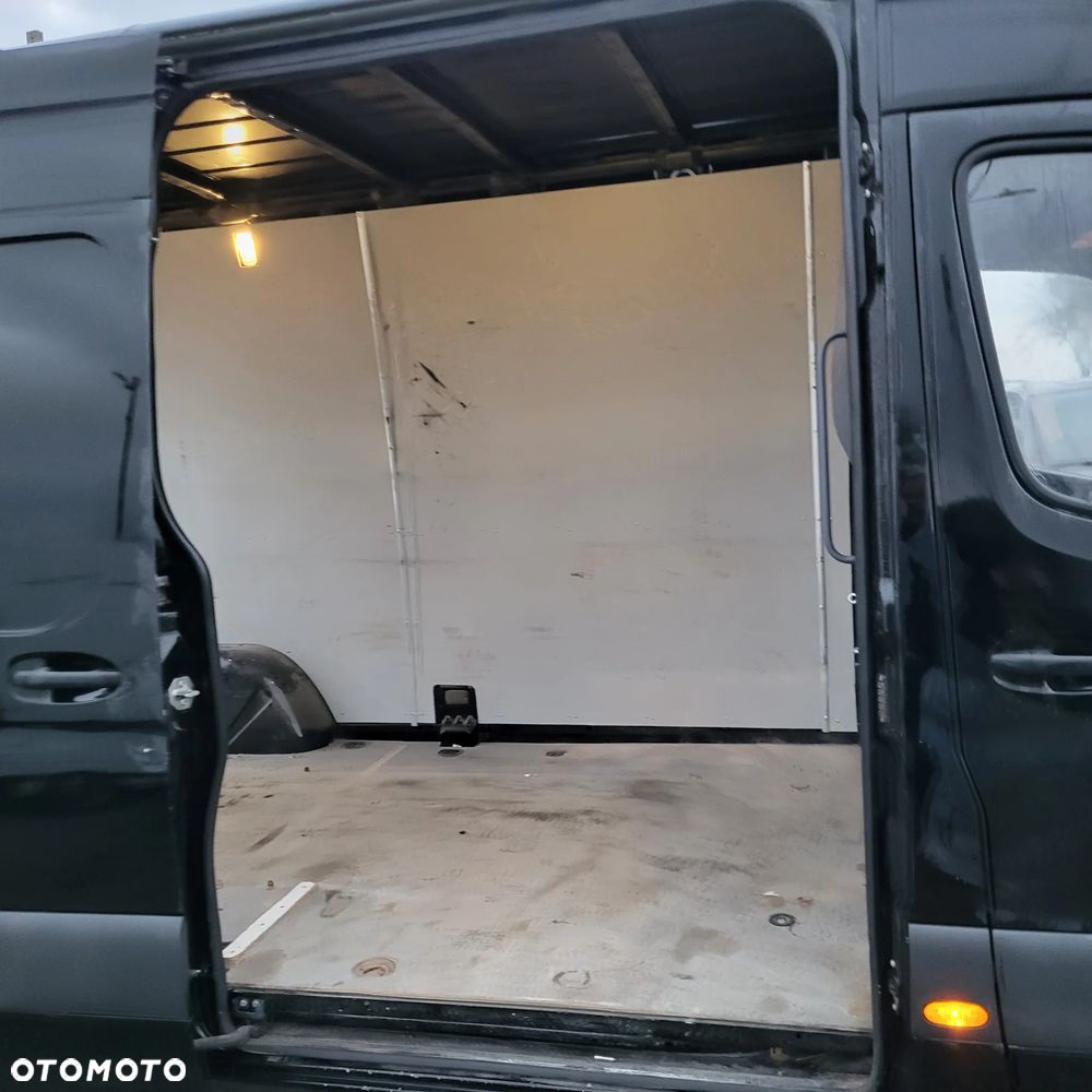Mercedes-Benz SPRINTER 314 - 12