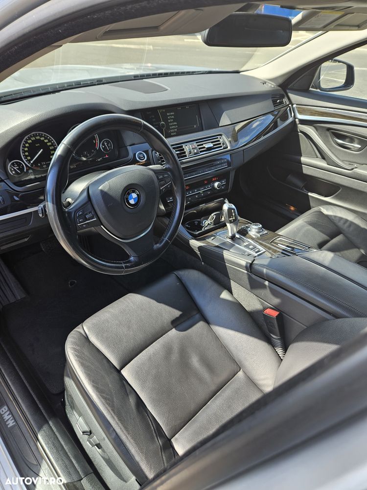 BMW Seria 5 520d Touring Aut. Modern Line - 15