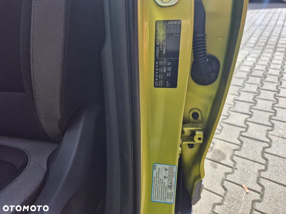 Hyundai Kona - 22