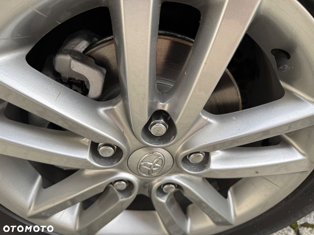 Toyota Auris 1.6 Executive - 18