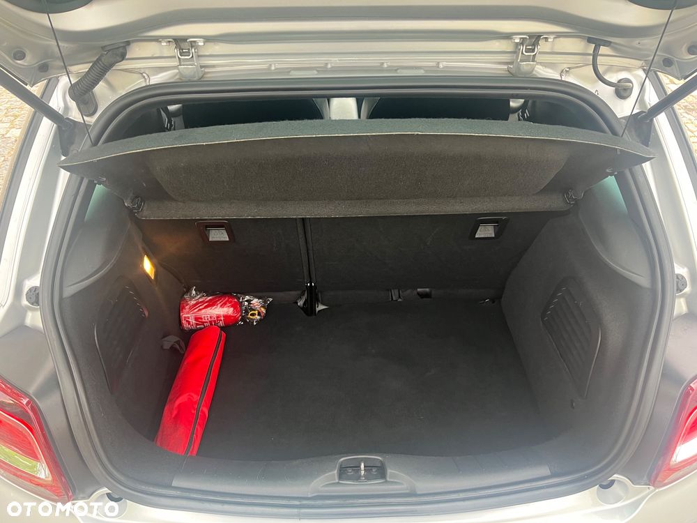 Citroën DS3 1.6 e-HDi SportChic - 13