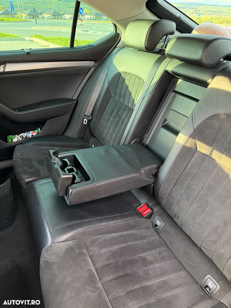 Skoda Superb 2.0 TDI DSG 4X4 Style - 6