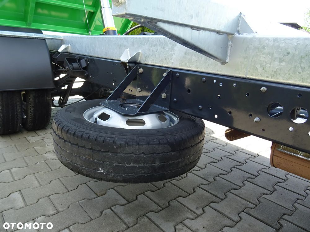 Iveco 35C15 Wywrotka 3- stronna 3,0 HPI KLIMA HAK Wzmocnione Resory Piękna - 8