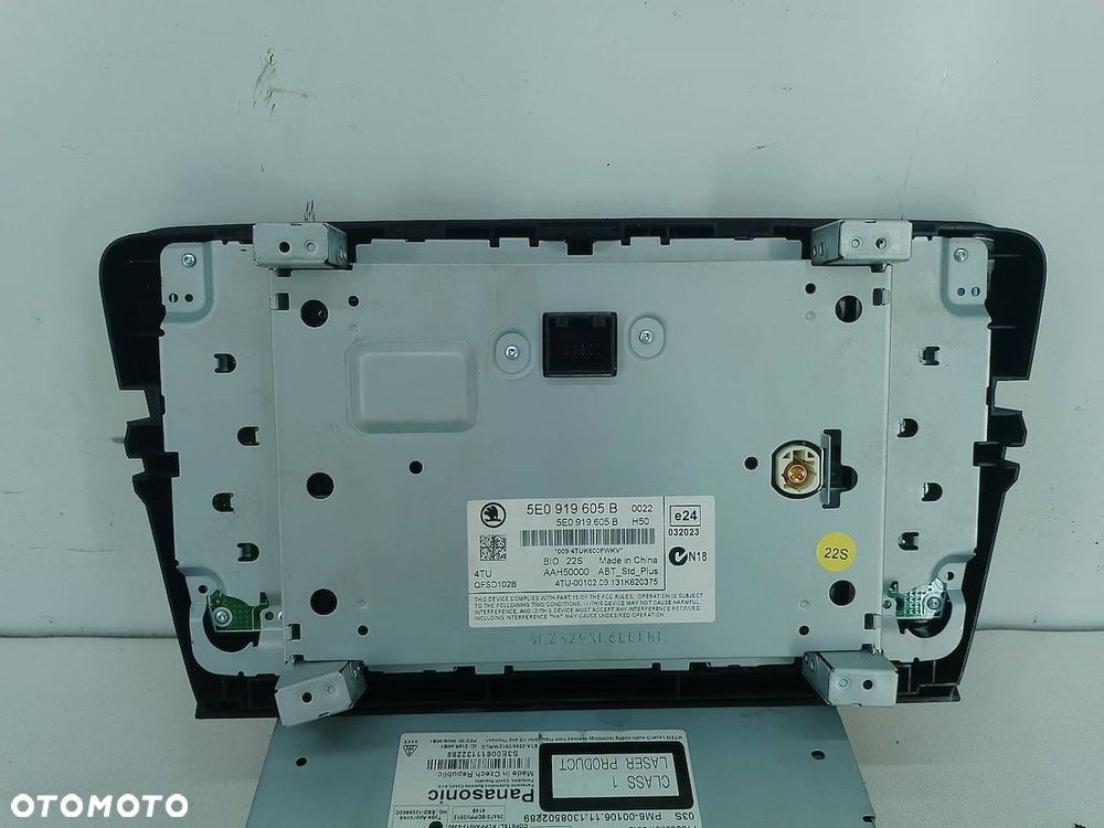 ZESTAW MUTIMEDIALNY SKODA OCTAVIA III 5E0035840A  5E0919605B - 2