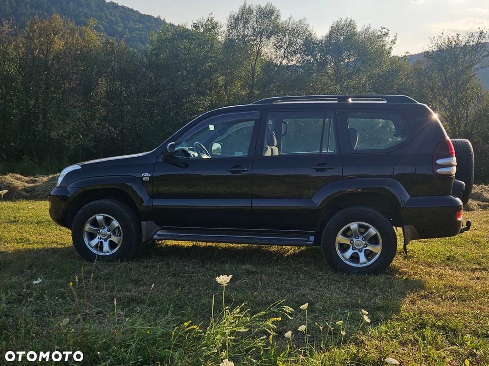 Toyota Land Cruiser 3.0 D Luna Comfort - 3