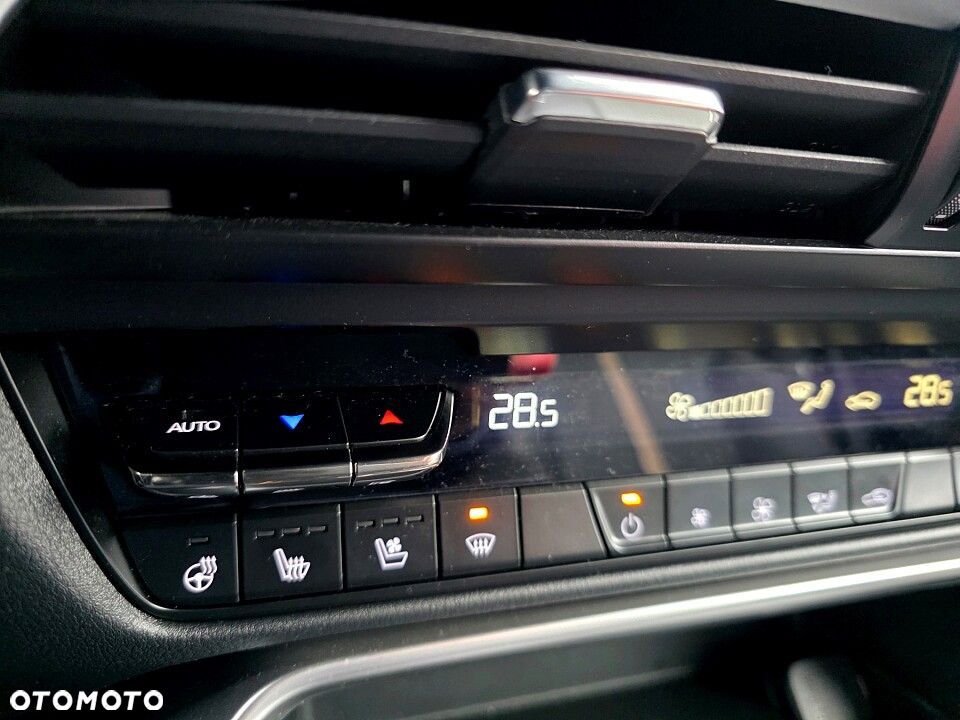 Mazda CX-60 - 15