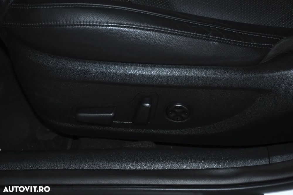 Kia Optima 1.7 DSL 7DCT GT Line - 28