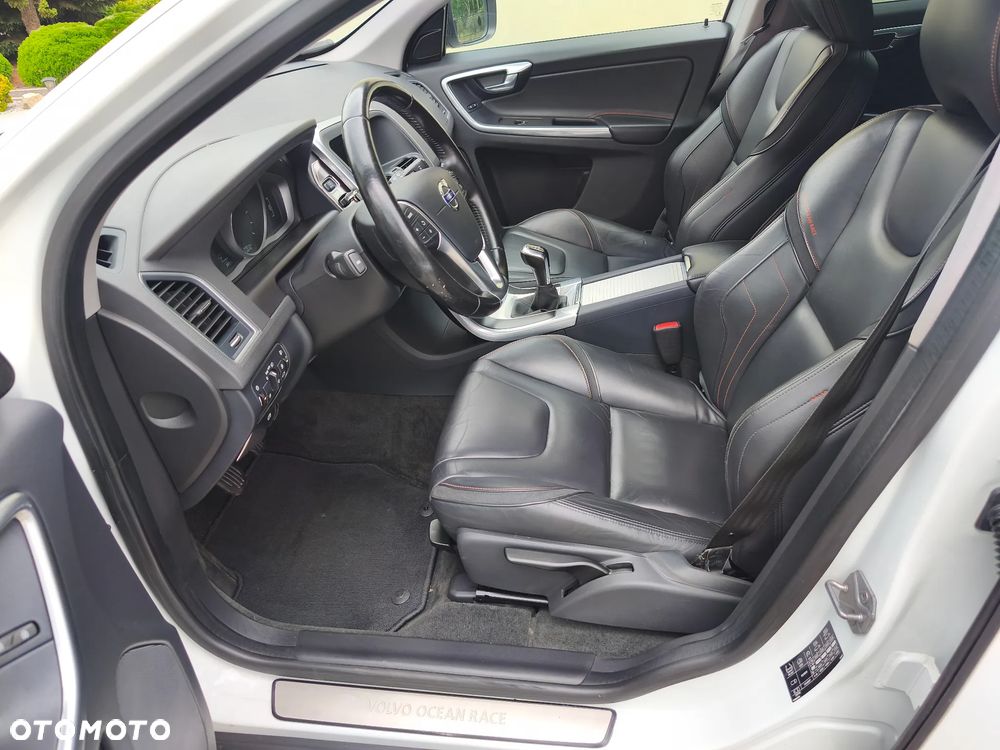 Volvo XC 60 D3 Ocean Race - 15