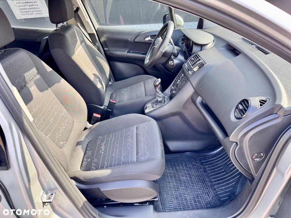Opel Meriva 1.4 Essentia - 15