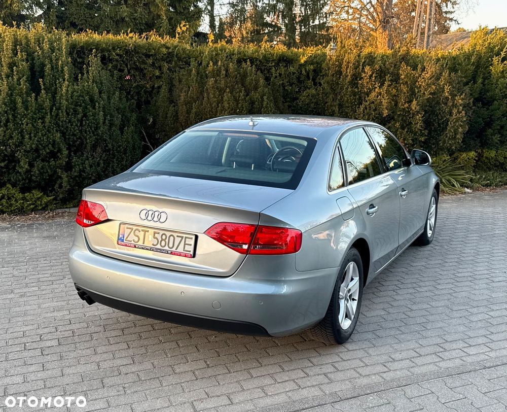 Audi A4 Limousine 1.8 TFSI multitronic Attraction - 4