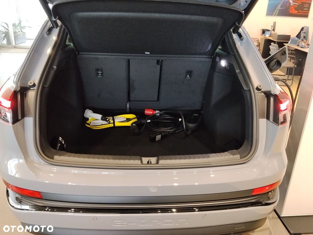Audi Q4 e-tron - 7