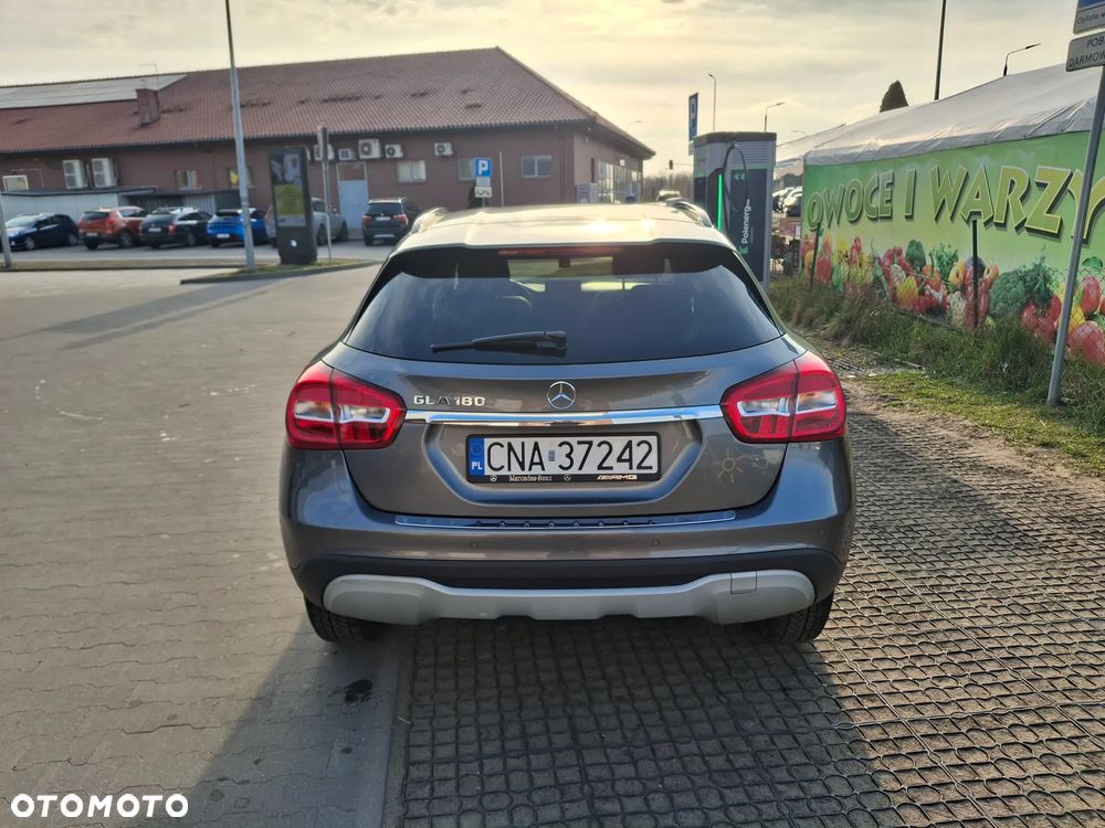 Mercedes-Benz GLA 180 7G-DCT Edition 1 - 5