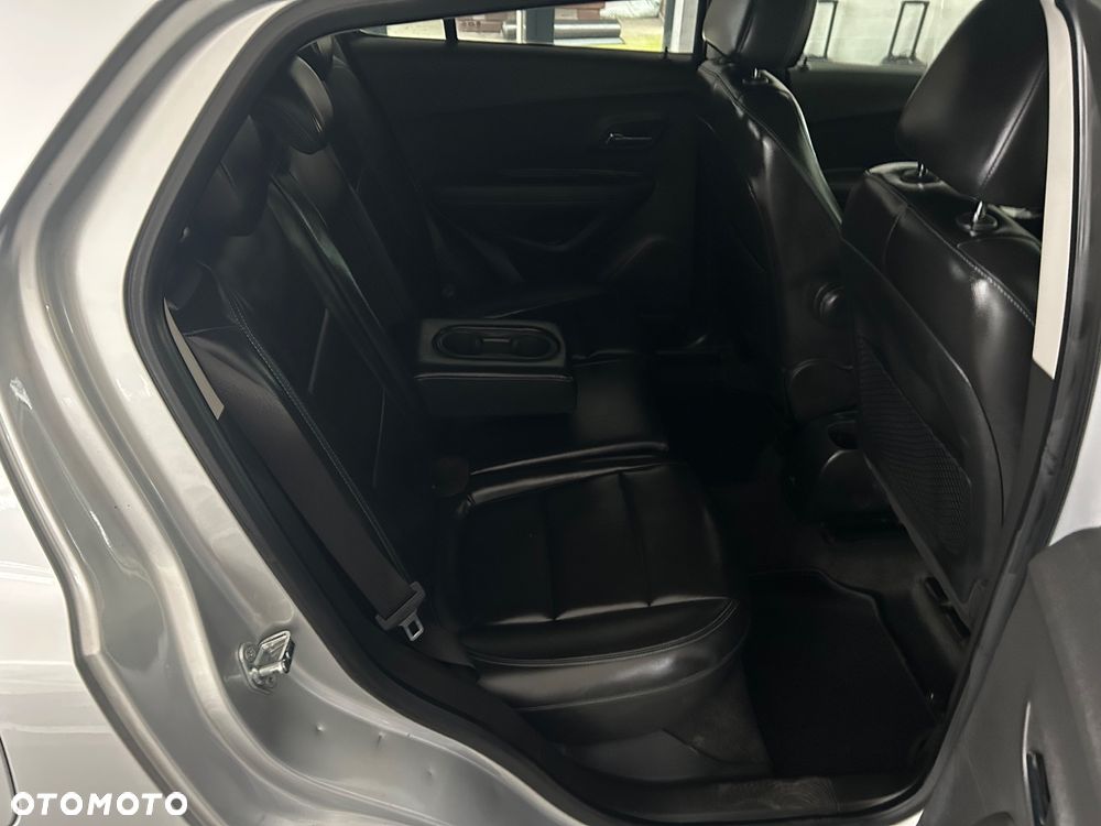 Chevrolet Trax 1.4 T LS - 24