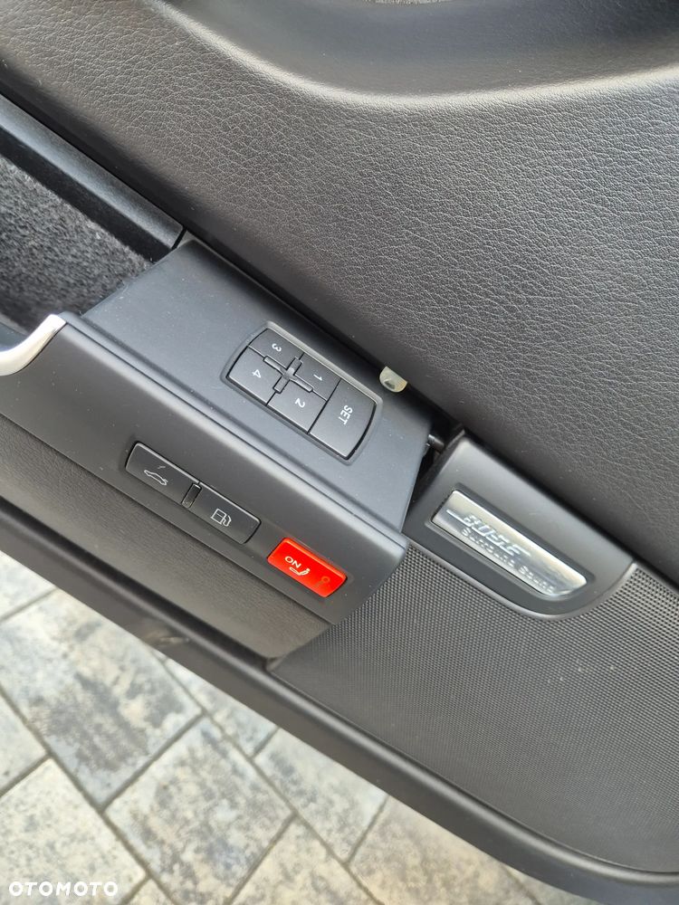 Audi S8 5.2 FSI Quattro - 33
