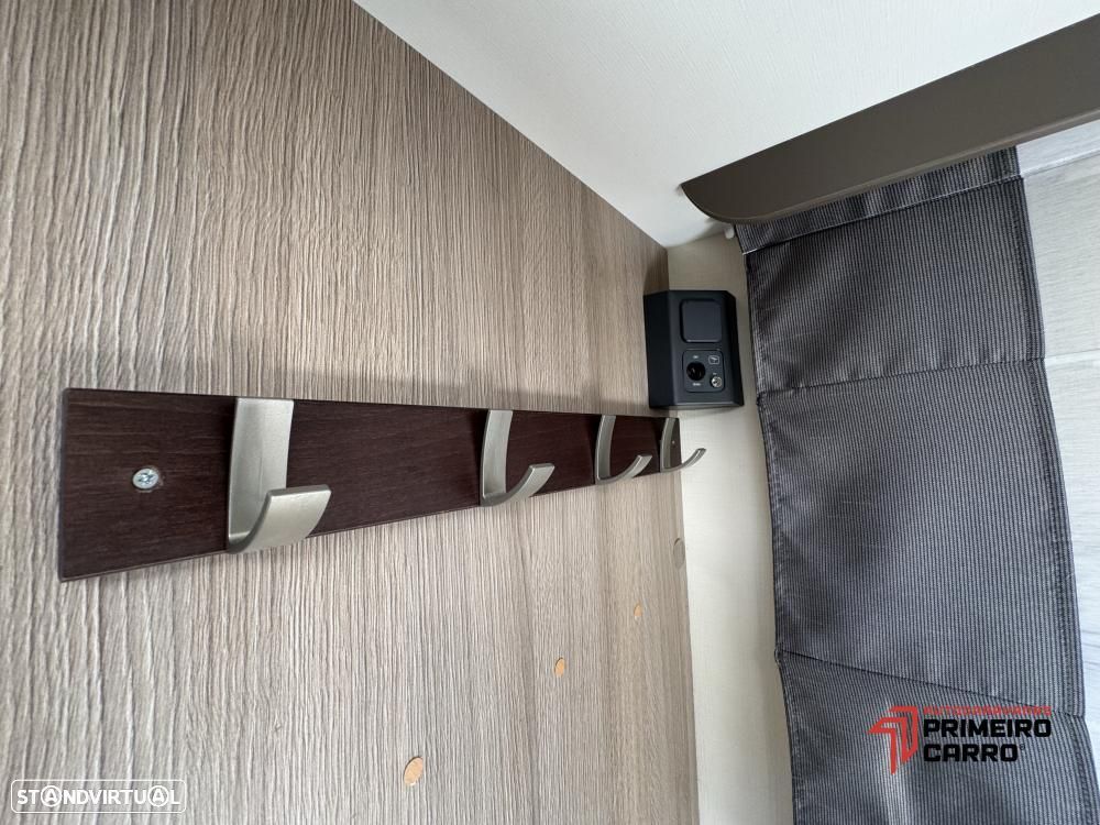 Challenger Quartz 278 eb c. central e basculante 2,49m - 15
