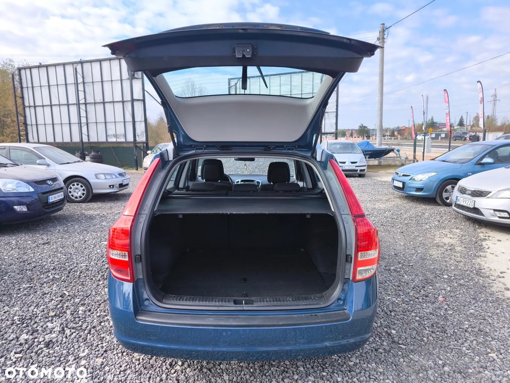 Kia Ceed 1.4 Comfort + - 17