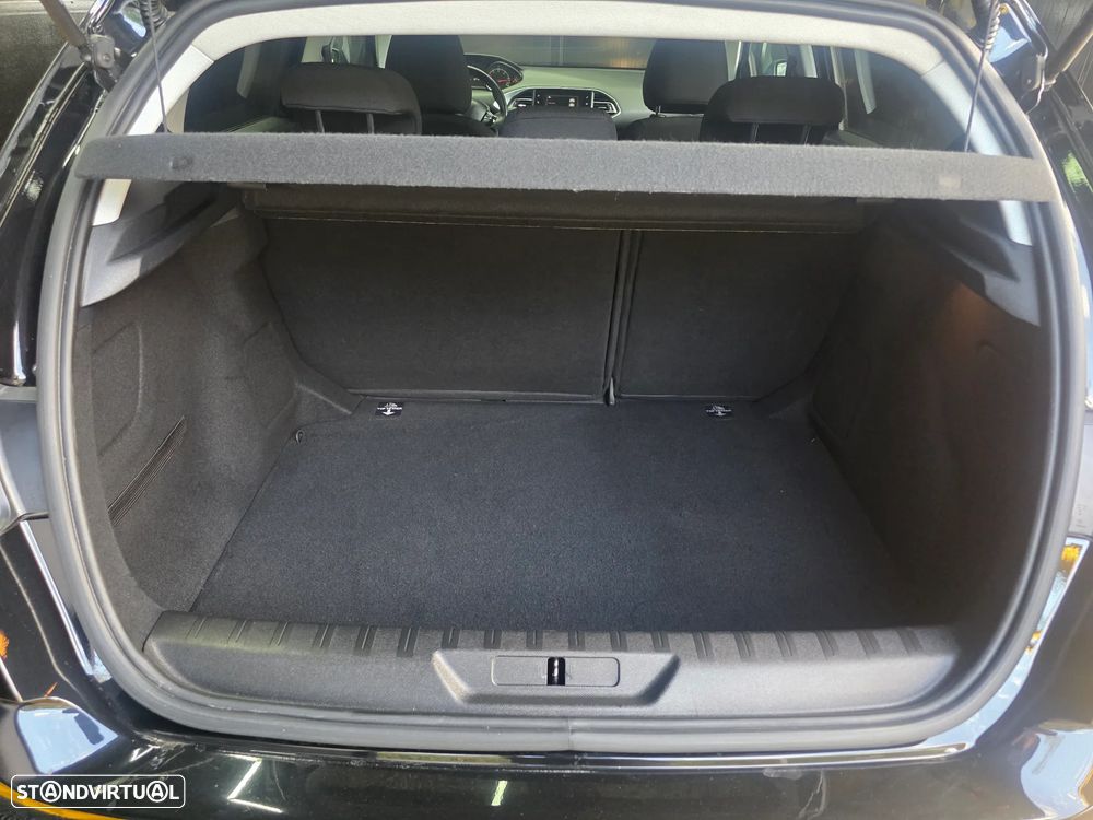 Peugeot 308 1.5 BlueHDi Style - 27