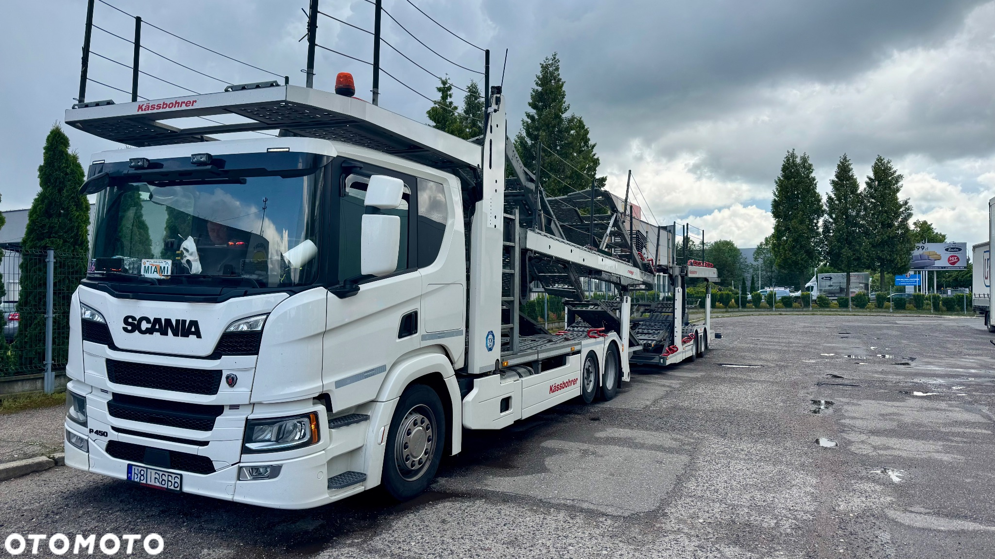 Scania P450 KASSBOHRER - 2