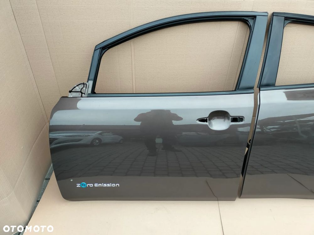 NISSAN LEAF II ZE1 2019 DRZWI LEWE PRZÓD TYŁ CAN G - 2