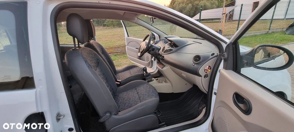 Renault Twingo 1.2 8V Authentique - 16