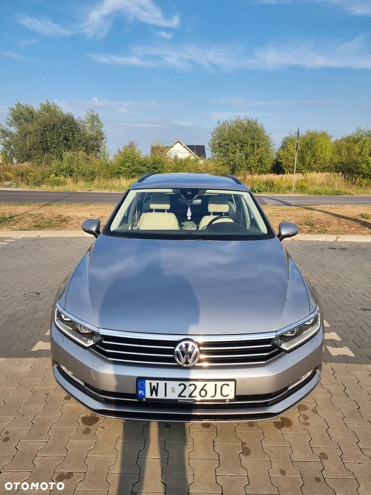 Volkswagen Passat - 2