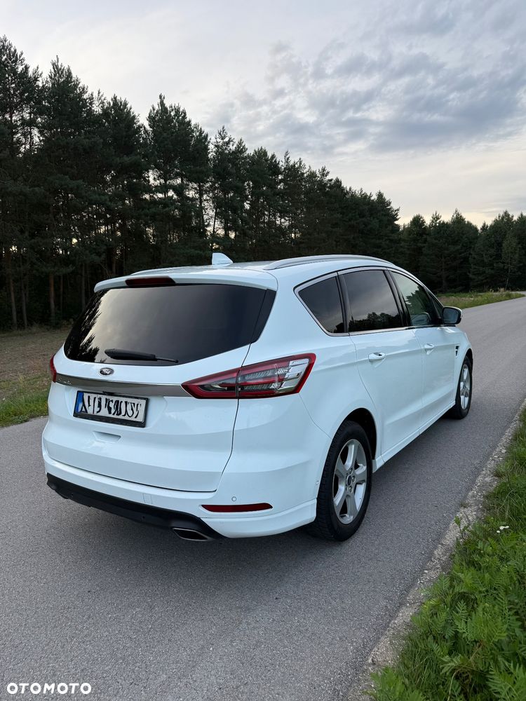 Ford S-Max - 37