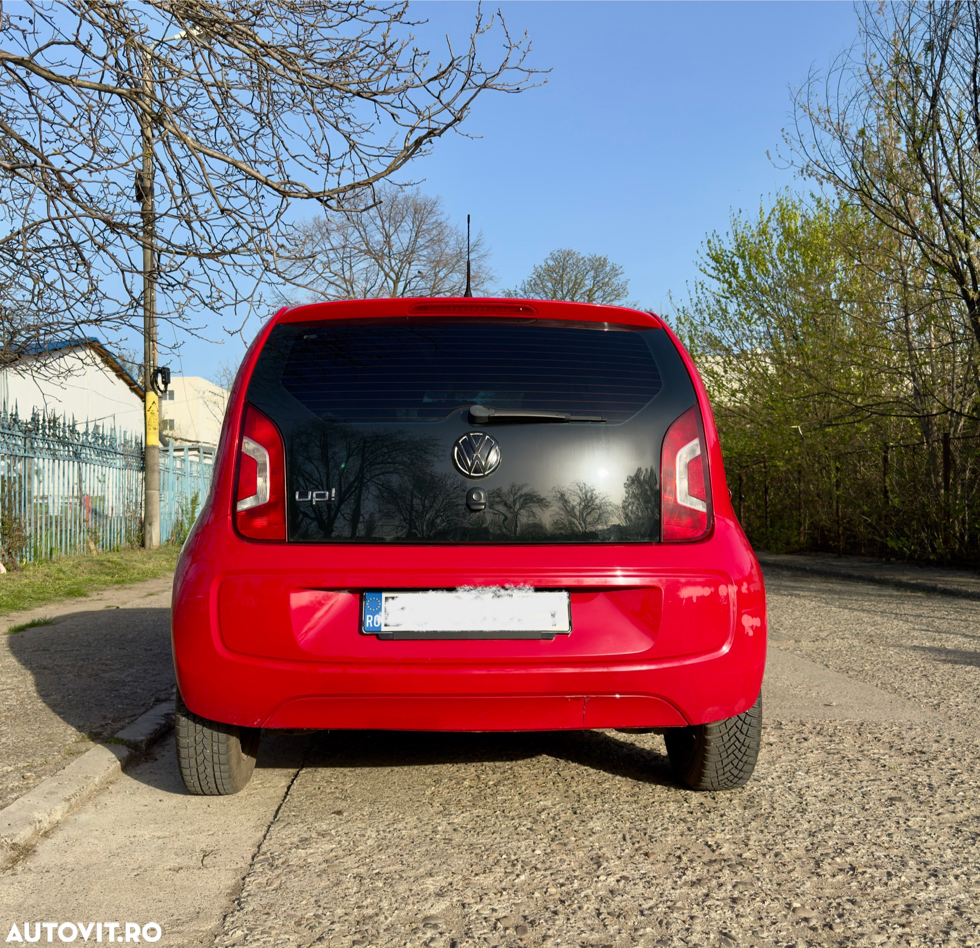 Volkswagen up! - 3