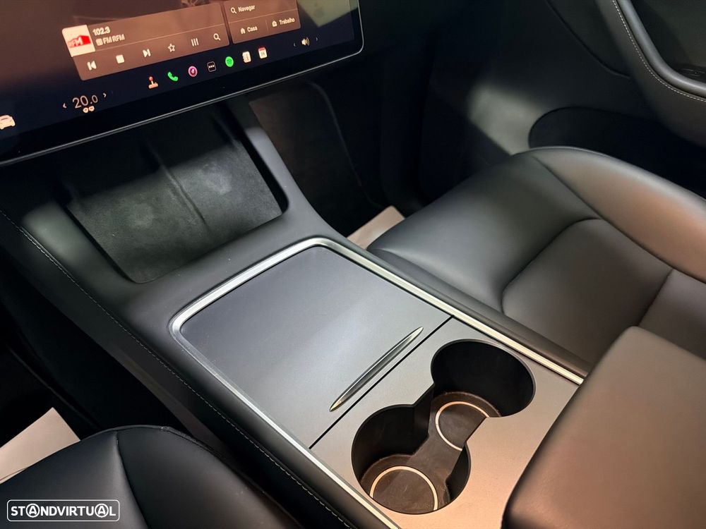 Tesla Model Y Tração Traseira - 32