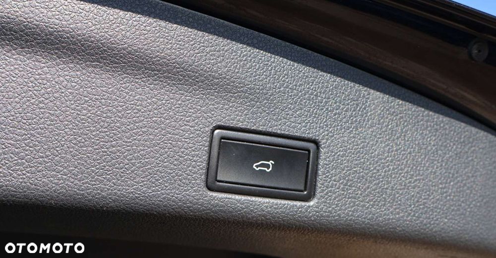 Volkswagen Sharan - 32