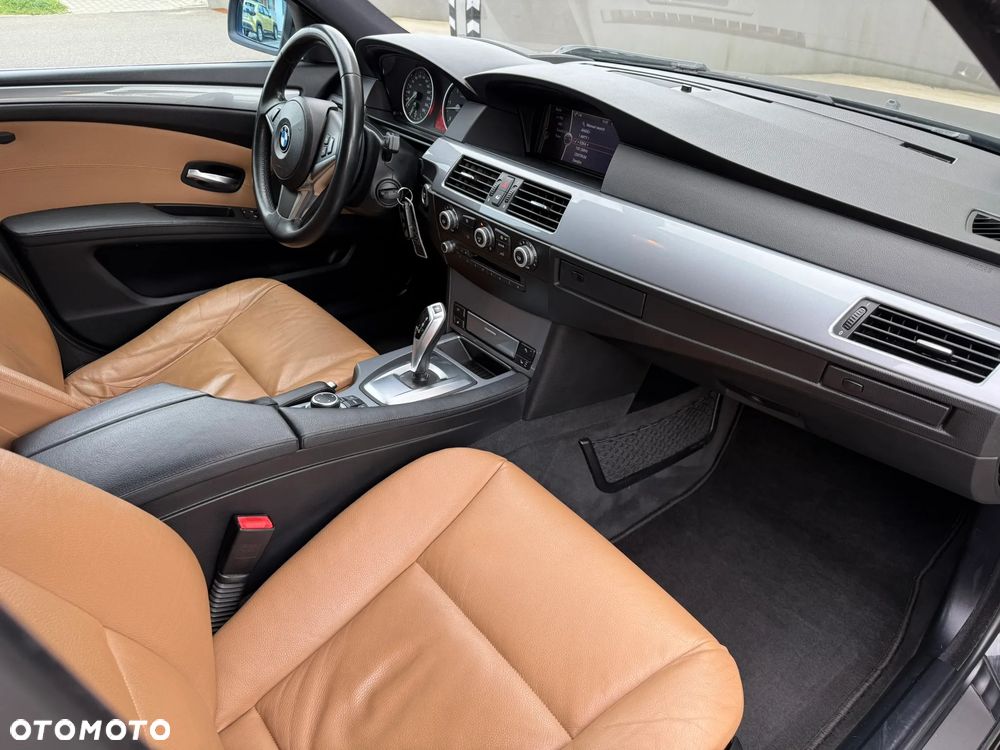 BMW Seria 5 530d Edition Exclusive - 29