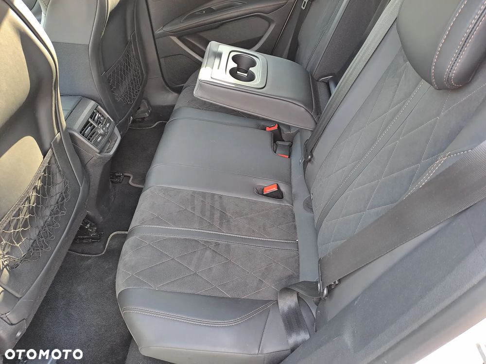 Peugeot 3008 BlueHDi 180 Stop & Start EAT6 GT - 9