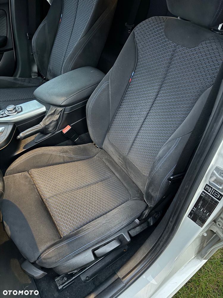 BMW Seria 1 - 25