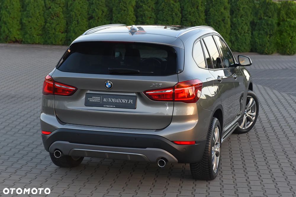 BMW X1 xDrive20d Sport Line - 9