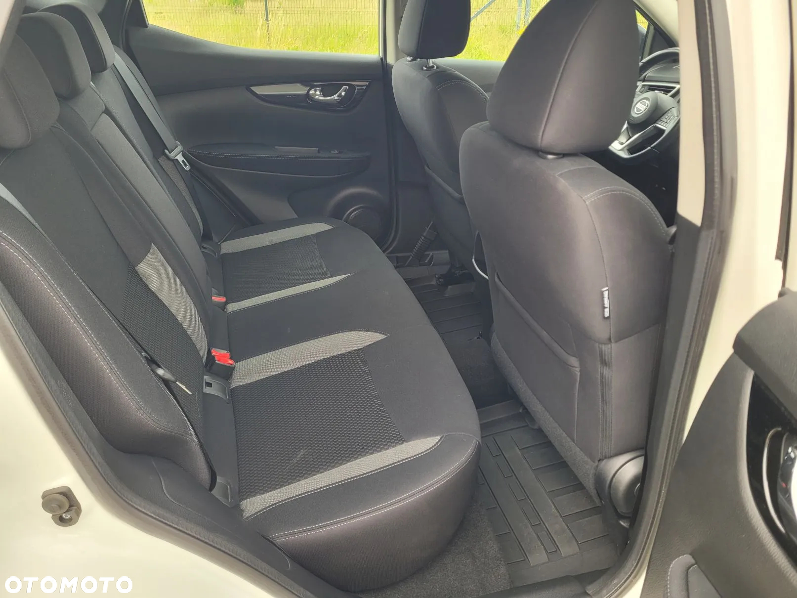 Nissan Qashqai 1.7 dCi 4x4 Tekna - 13