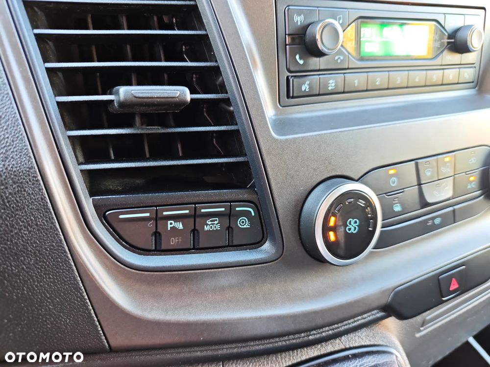 Ford Transit - 27