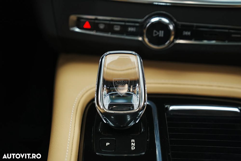 Volvo S90 T8 Recharge AWD Geartronic Inscription - 14