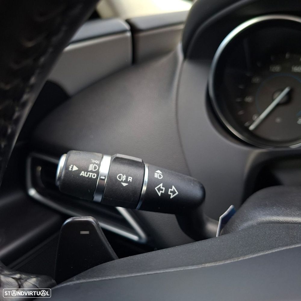 Jaguar XE 2.0 D Portfolio AWD Aut. - 16