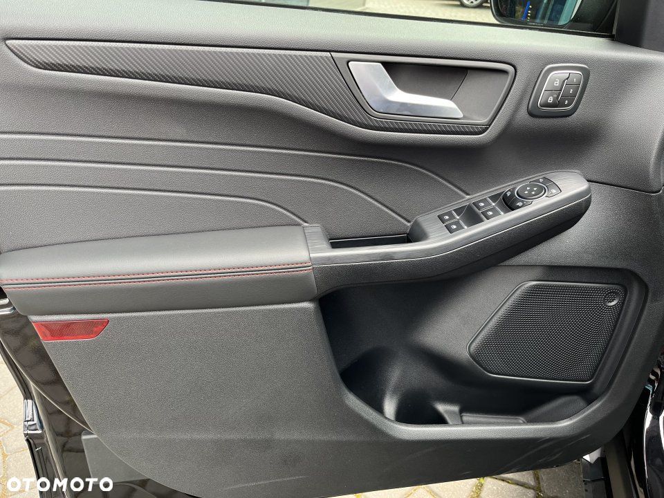 Ford Kuga - 23