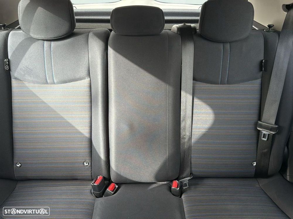 Nissan Leaf Acenta - 16