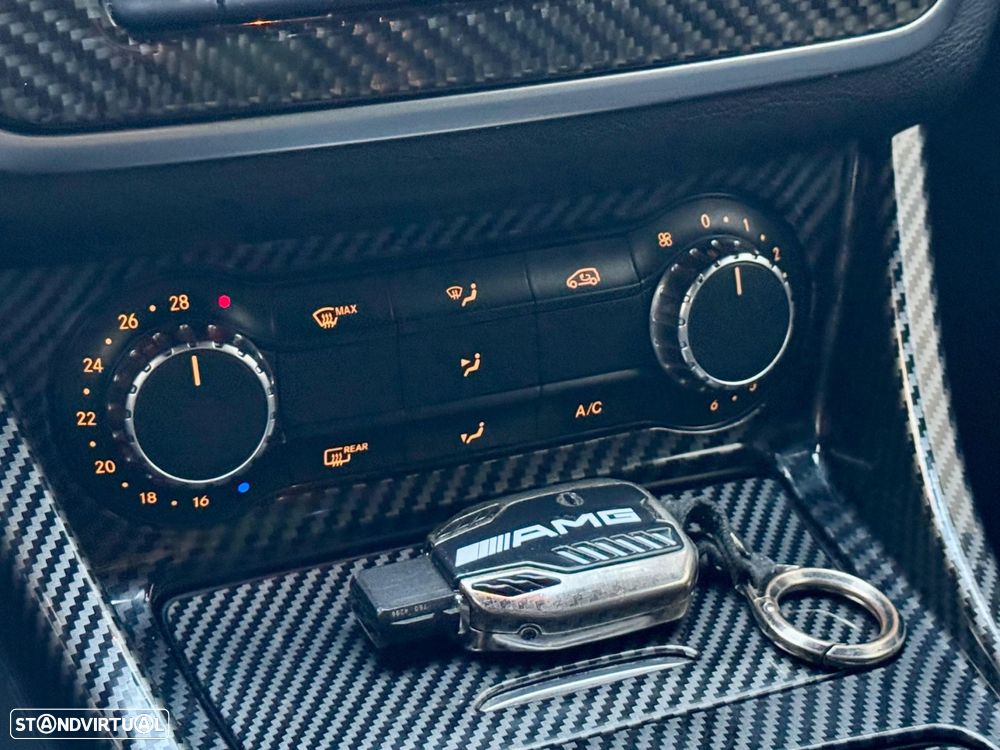 Mercedes-Benz CLA 180 - 43