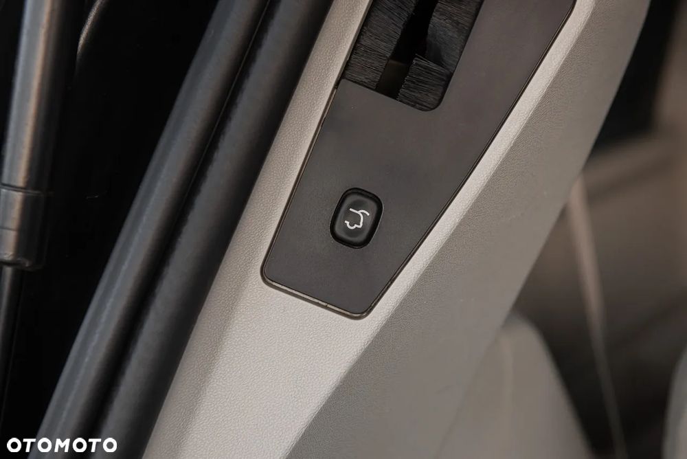 Chrysler Town & Country 4.0 Limited - 33