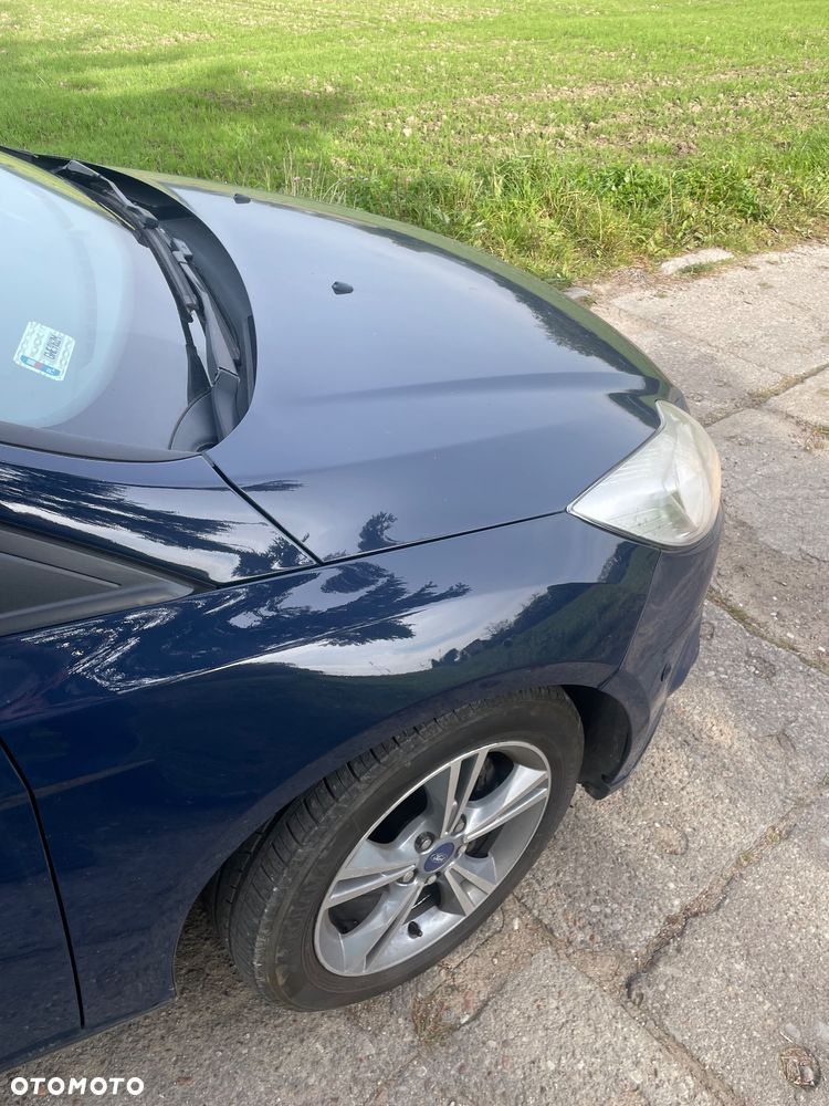 Ford Focus 1.6 Edition - 9