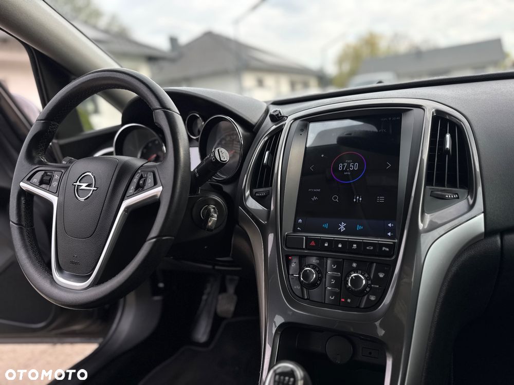Opel Astra 1.4 T Cosmo - 27