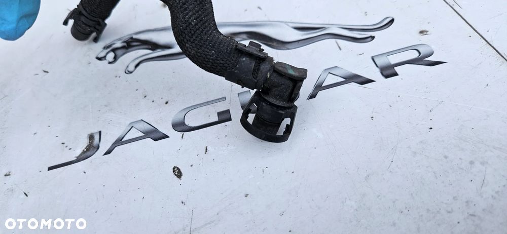 Jaguar XJ 351 3.0 SC 306PS 340 KM  5.0 SC 510KM 508PS Przewód zbiornika wyrównawczego Rura Wąż AW93-8C362-BC - 6