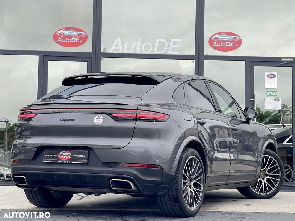Porsche Cayenne - 4