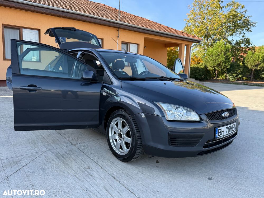 Ford Focus - 38