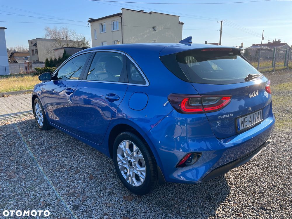 Kia Ceed 1.5 T-GDI M - 14